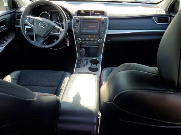 4T1BF1FK0HU304712 2017 TOYOTA CAMRY - Image 8