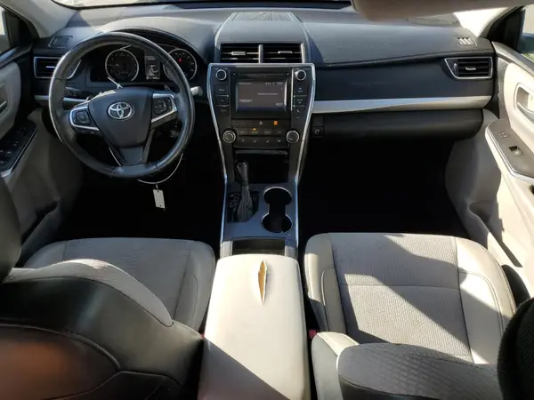 4T1BF1FK0HU305200 2017 TOYOTA CAMRY - Image 8