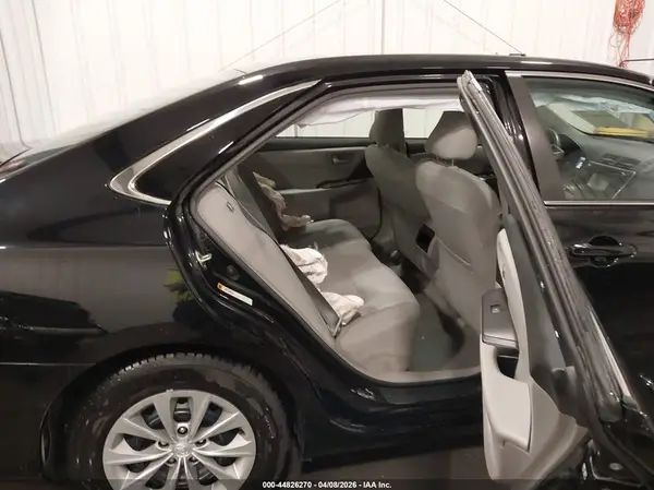 4T1BF1FK0HU306511 2017 TOYOTA CAMRY - Image 8