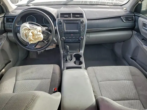 4T1BF1FK0HU307870 2017 TOYOTA CAMRY - Image 8