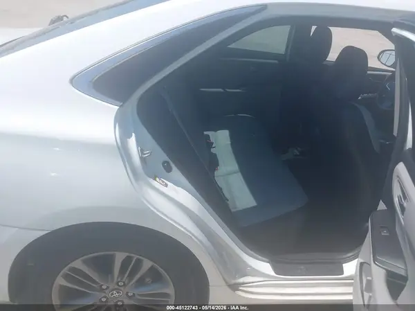 4T1BF1FK0HU312308 2017 TOYOTA CAMRY - Image 8