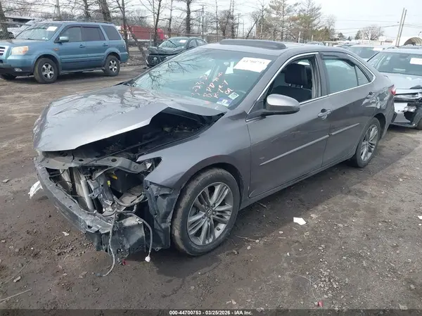 4T1BF1FK0HU313474 2017 TOYOTA CAMRY - Image 2