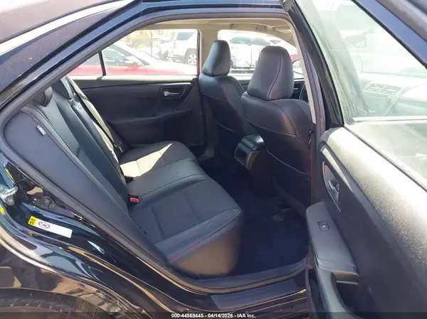 4T1BF1FK0HU318013 2017 TOYOTA CAMRY - Image 8