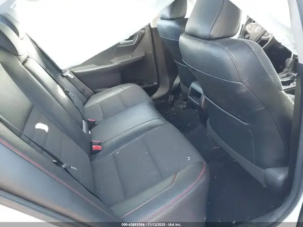 4T1BF1FK0HU318223 2017 TOYOTA CAMRY - Image 8