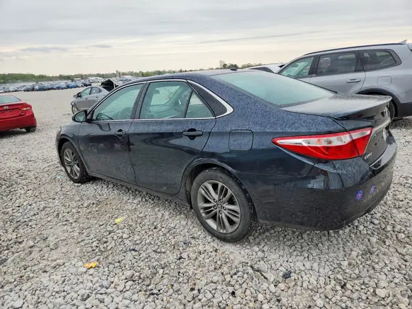 4T1BF1FK0HU324281 2017 TOYOTA CAMRY - Image 2