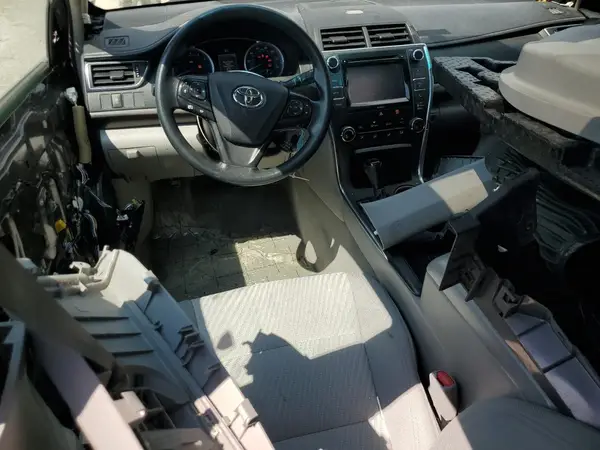 4T1BF1FK0HU325575 2017 TOYOTA CAMRY - Image 8