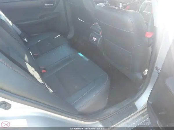 4T1BF1FK0HU325673 2017 TOYOTA CAMRY - Image 8
