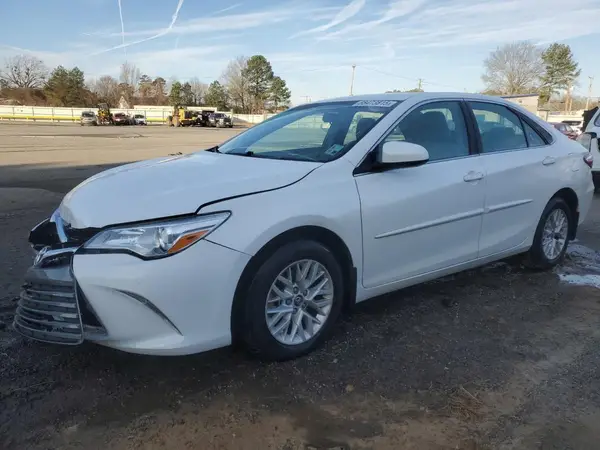 4T1BF1FK0HU331425 2017 TOYOTA CAMRY - Image 1