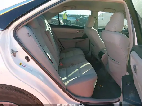4T1BF1FK0HU332252 2017 TOYOTA CAMRY - Image 8
