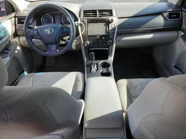 4T1BF1FK0HU334275 2017 TOYOTA CAMRY - Image 8