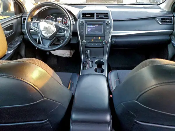 4T1BF1FK0HU335281 2017 TOYOTA CAMRY - Image 8
