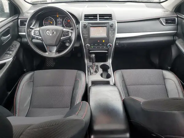 4T1BF1FK0HU335877 2017 TOYOTA CAMRY - Image 8