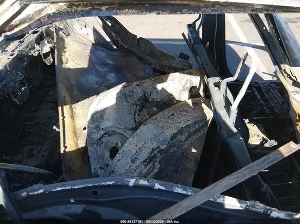 4T1BF1FK0HU336091 2017 TOYOTA CAMRY - Image 8