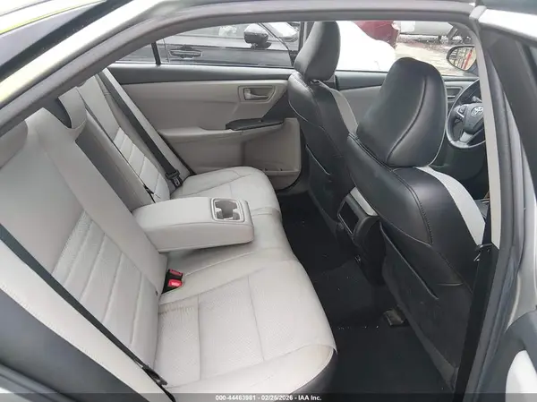 4T1BF1FK0HU339525 2017 TOYOTA CAMRY - Image 8