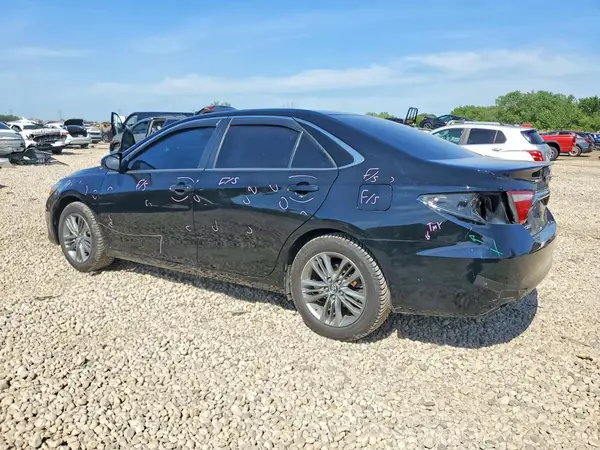 4T1BF1FK0HU346362 2017 TOYOTA CAMRY - Image 2