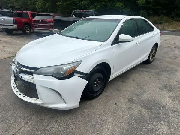 4T1BF1FK0HU354557 2017 TOYOTA CAMRY - Image 2