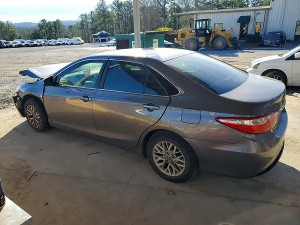 4T1BF1FK0HU357295 2017 TOYOTA CAMRY - Image 2