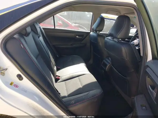 4T1BF1FK0HU357958 2017 TOYOTA CAMRY - Image 8