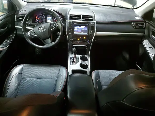 4T1BF1FK0HU358513 2017 TOYOTA CAMRY - Image 8