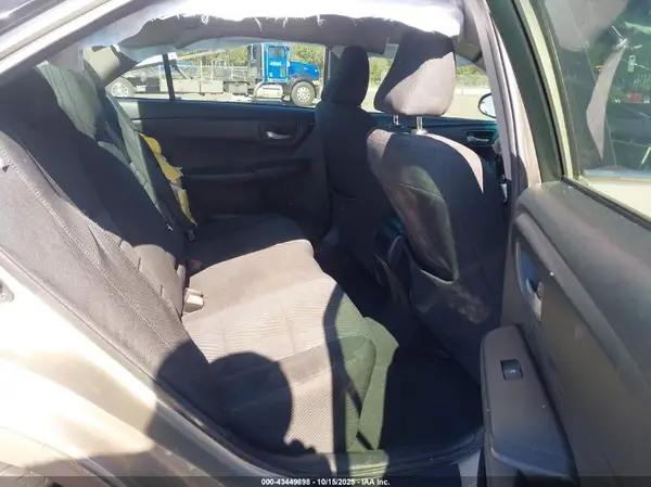 4T1BF1FK0HU361539 2017 TOYOTA CAMRY - Image 8