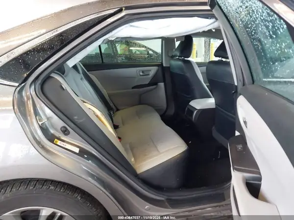 4T1BF1FK0HU362576 2017 TOYOTA CAMRY - Image 8