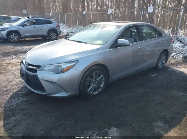 4T1BF1FK0HU362934 2017 TOYOTA CAMRY - Image 2