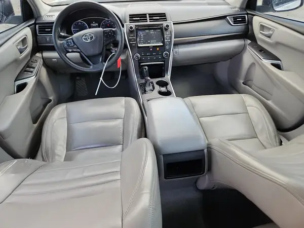4T1BF1FK0HU368135 2017 TOYOTA CAMRY - Image 8