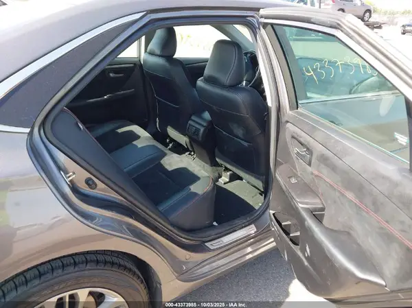 4T1BF1FK0HU369303 2017 TOYOTA CAMRY - Image 8