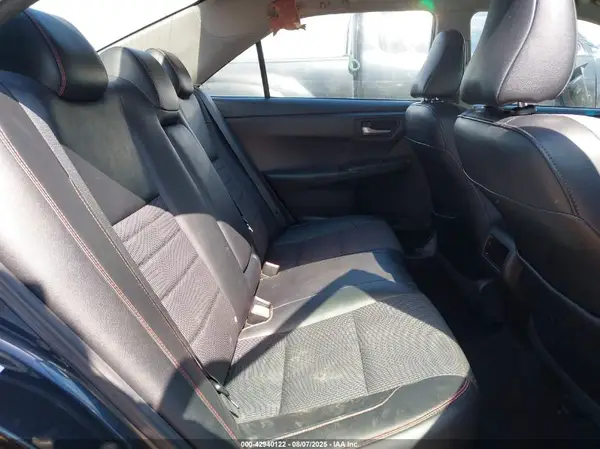 4T1BF1FK0HU369575 2017 TOYOTA CAMRY - Image 8
