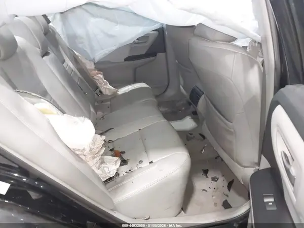 4T1BF1FK0HU375473 2017 TOYOTA CAMRY - Image 8