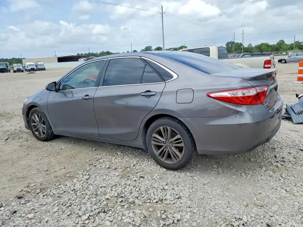 4T1BF1FK0HU388109 2017 TOYOTA CAMRY - Image 2