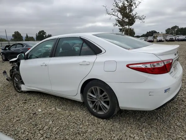4T1BF1FK0HU392127 2017 TOYOTA CAMRY - Image 2