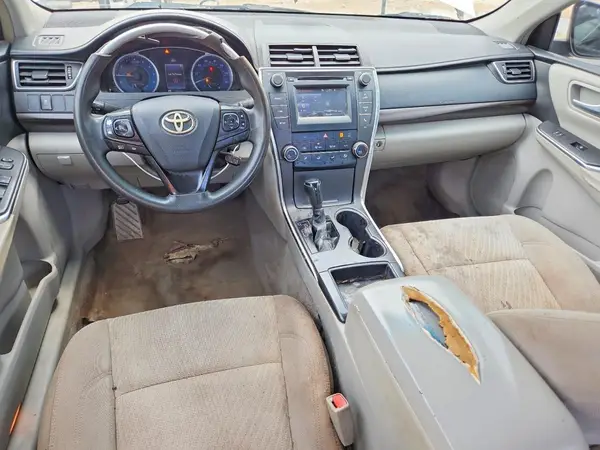 4T1BF1FK0HU393102 2017 TOYOTA CAMRY - Image 8