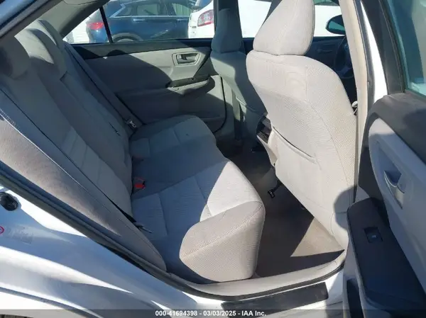 4T1BF1FK0HU393472 2017 TOYOTA CAMRY - Image 8
