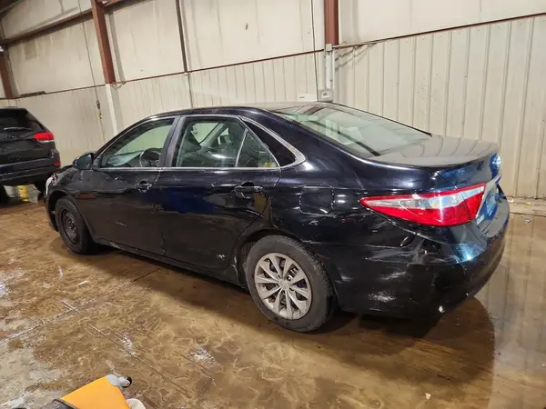 4T1BF1FK0HU394461 2017 TOYOTA CAMRY - Image 2