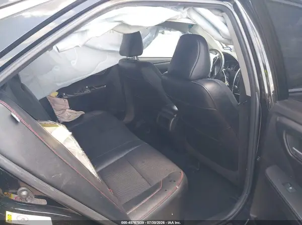 4T1BF1FK0HU400176 2017 TOYOTA CAMRY - Image 8