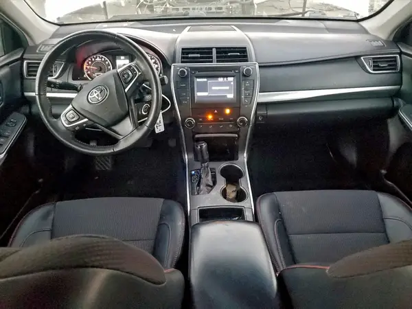4T1BF1FK0HU402462 2017 TOYOTA CAMRY - Image 8