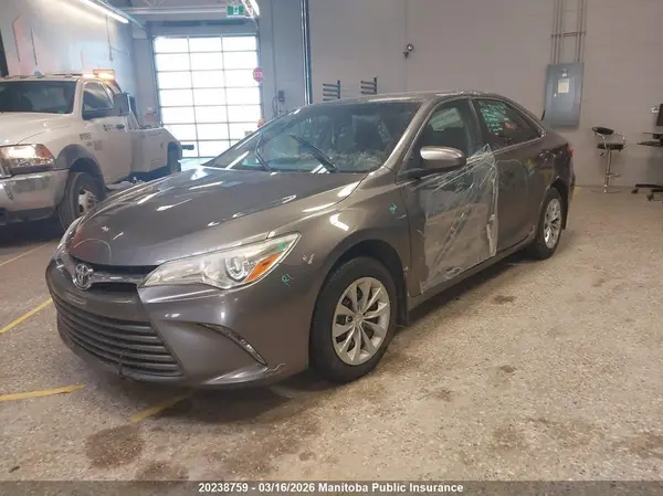4T1BF1FK0HU404664 2017 TOYOTA CAMRY - Image 2