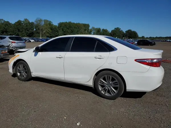 4T1BF1FK0HU406270 2017 TOYOTA CAMRY - Image 2