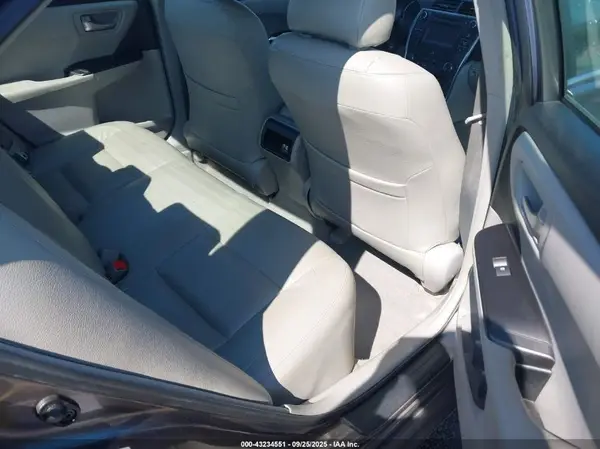 4T1BF1FK0HU406799 2017 TOYOTA CAMRY - Image 8