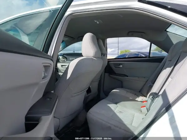 4T1BF1FK0HU408018 2017 TOYOTA CAMRY - Image 8