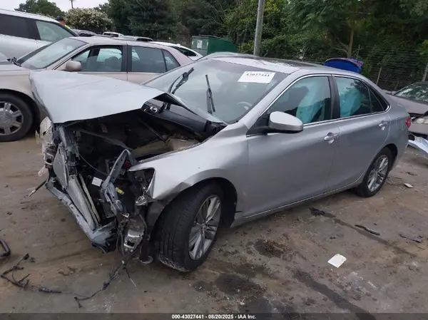4T1BF1FK0HU408939 2017 TOYOTA CAMRY - Image 2