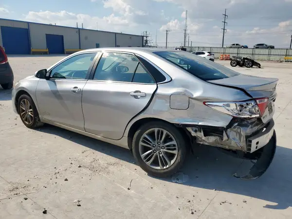 4T1BF1FK0HU417334 2017 TOYOTA CAMRY - Image 2