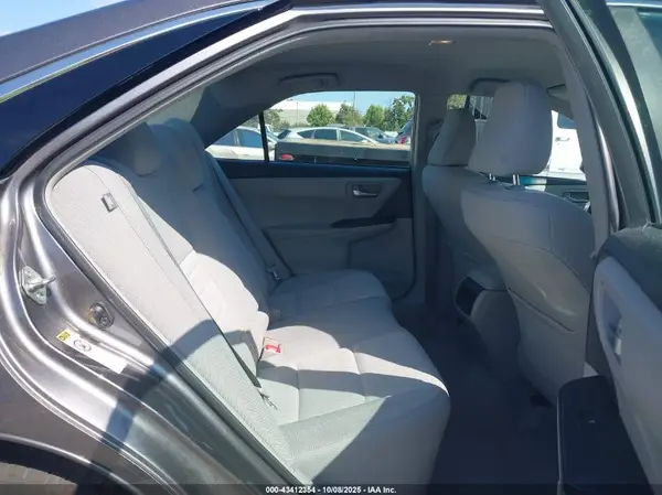 4T1BF1FK0HU420301 2017 TOYOTA CAMRY - Image 8