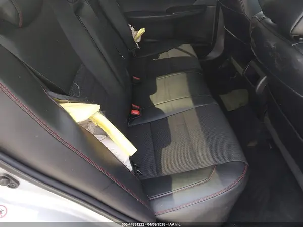 4T1BF1FK0HU422694 2017 TOYOTA CAMRY - Image 8