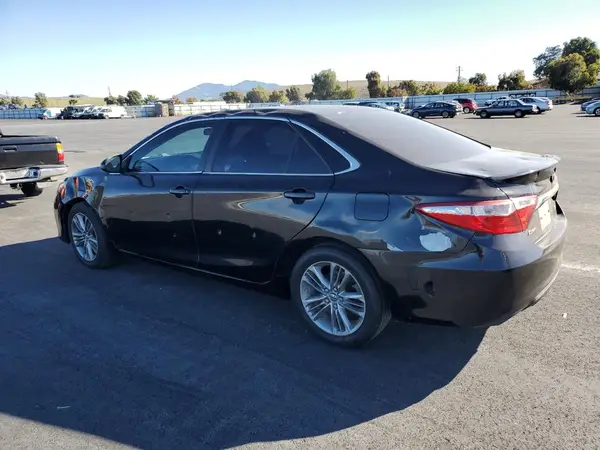 4T1BF1FK0HU424624 2017 TOYOTA CAMRY - Image 2