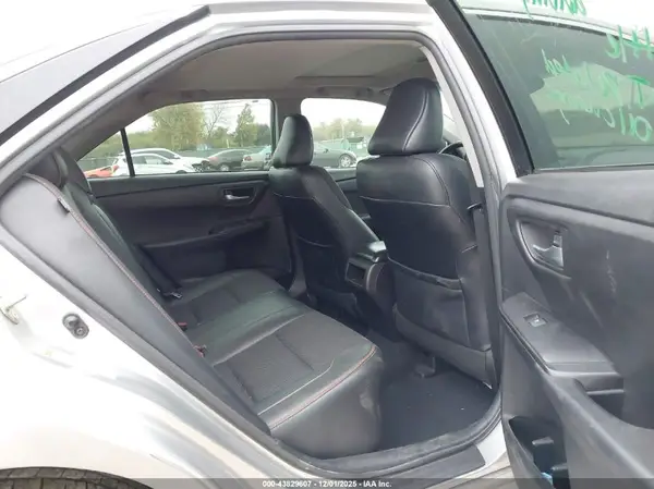 4T1BF1FK0HU425322 2017 TOYOTA CAMRY - Image 8