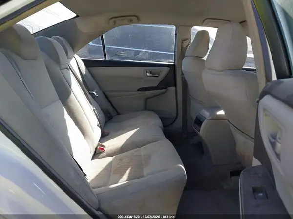 4T1BF1FK0HU425823 2017 TOYOTA CAMRY - Image 8