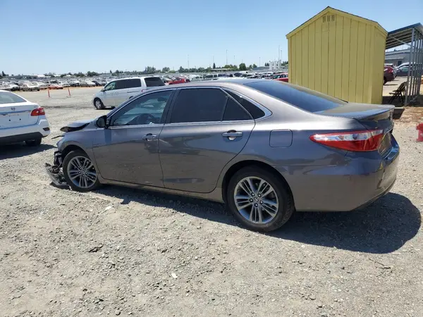 4T1BF1FK0HU429936 2017 TOYOTA CAMRY - Image 2