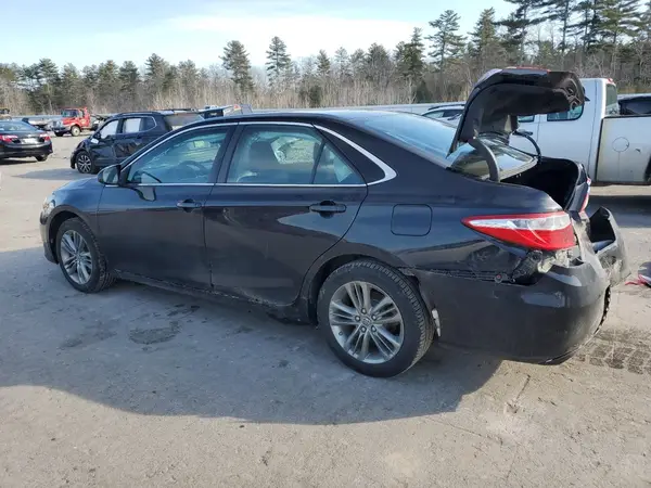 4T1BF1FK0HU431377 2017 TOYOTA CAMRY - Image 2